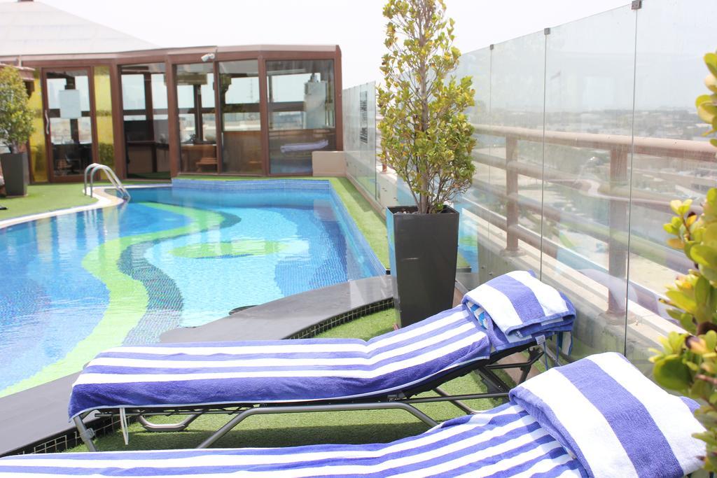 Sea View Hotel Dubaj Kültér fotó